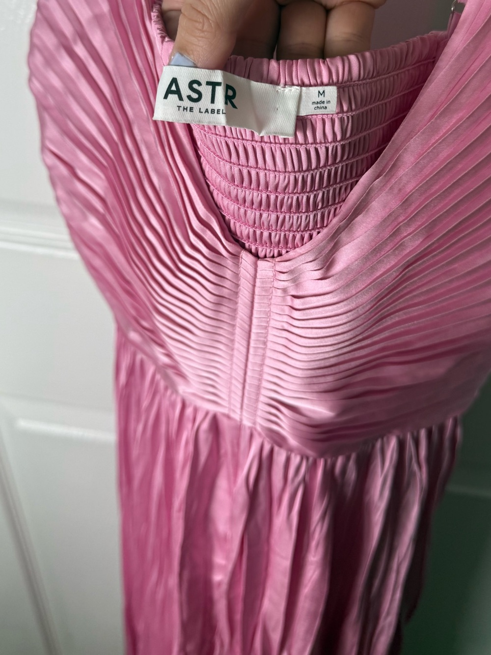 ASTR The Label Maeve Pleated Midi Dress in Pink M - Picture 6 of 6
